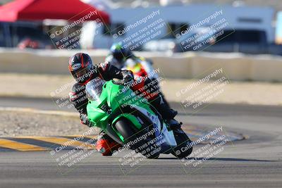 media/Dec-18-2022-SoCal Trackdays (Sun) [[8099a50955]]/Turn 2 (950am)/